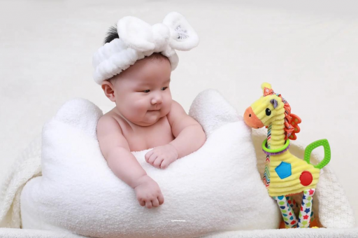 府谷五个月的宝宝