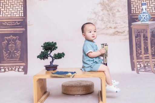 府谷宝宝掉头发是怎么回事